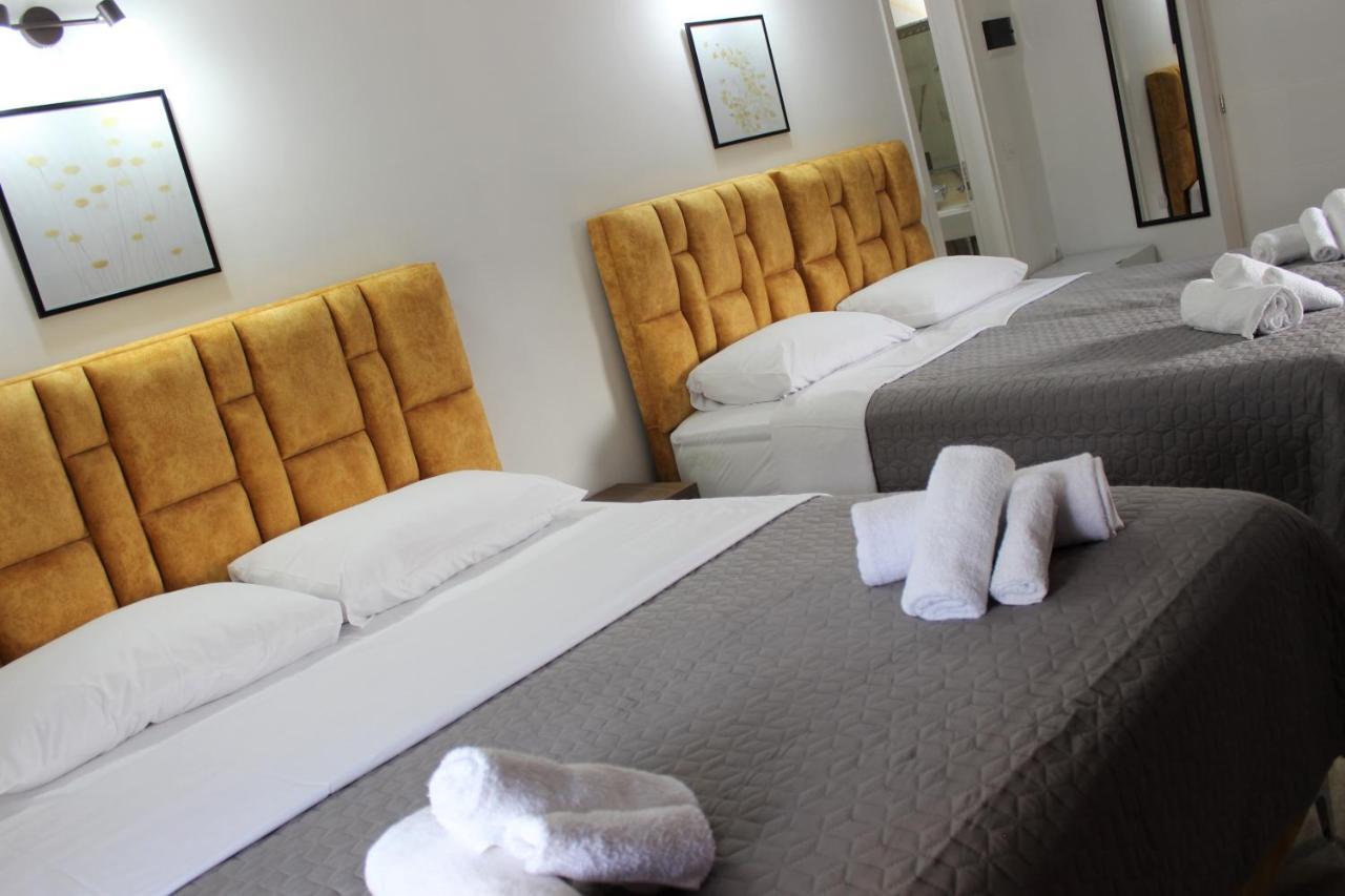 Elite Hotel Саранда Екстер'єр фото